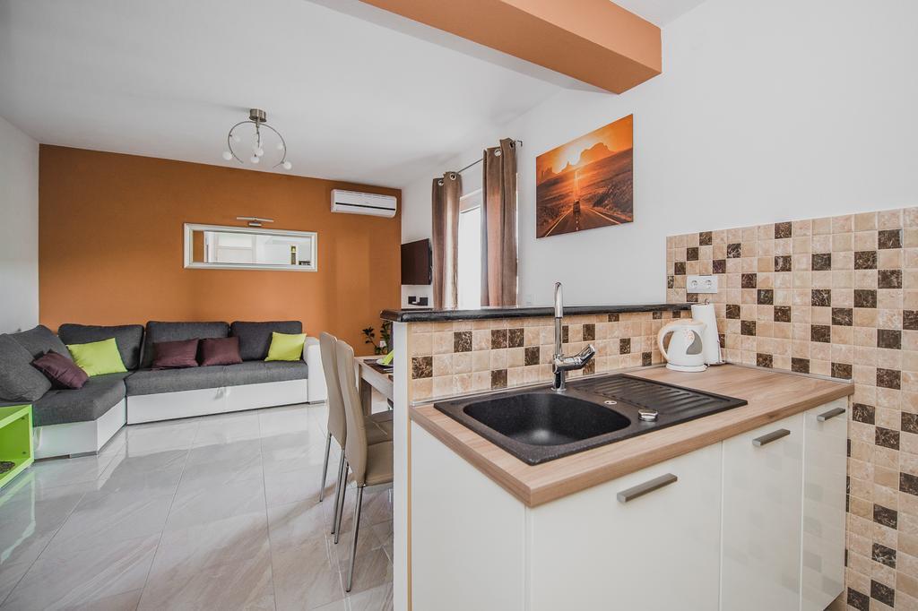 Apartments Villa Monique Rogoznica  Habitación foto